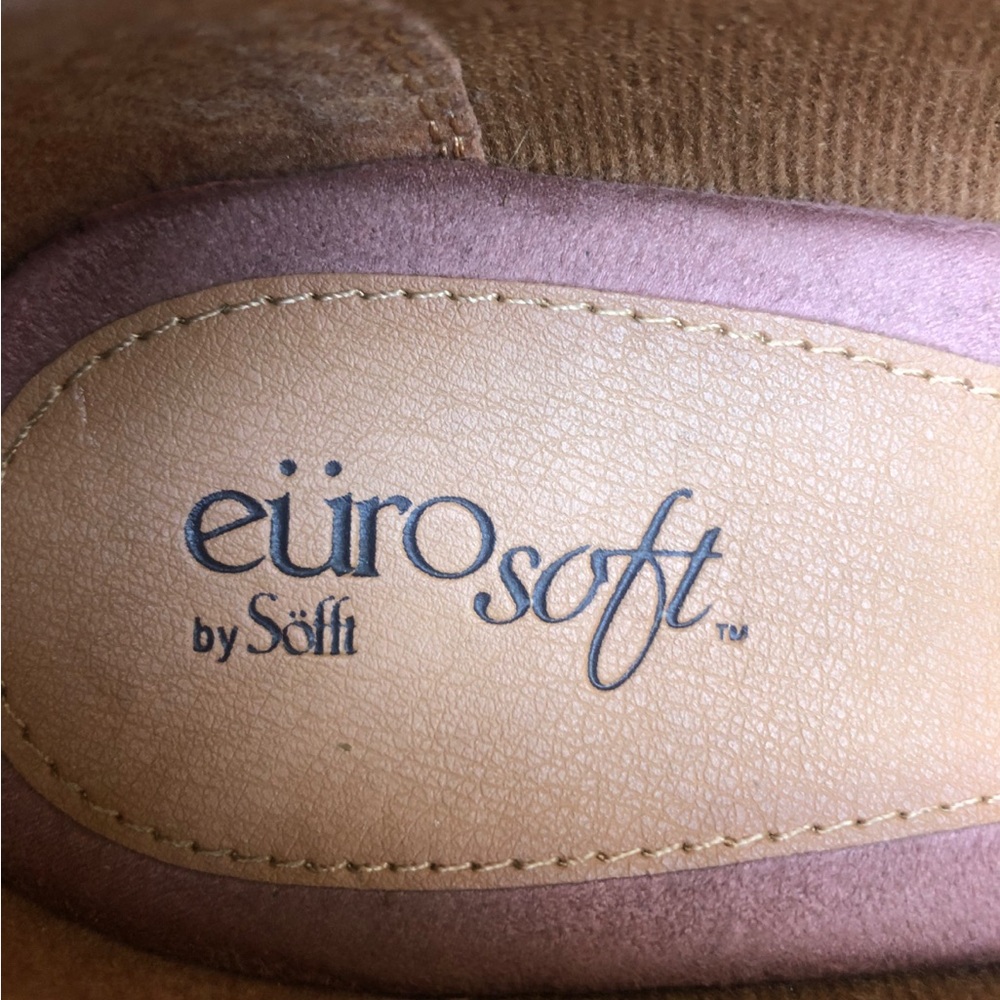 Eurosoft Mauve Heels with Button Detail - Picture 5 of 6